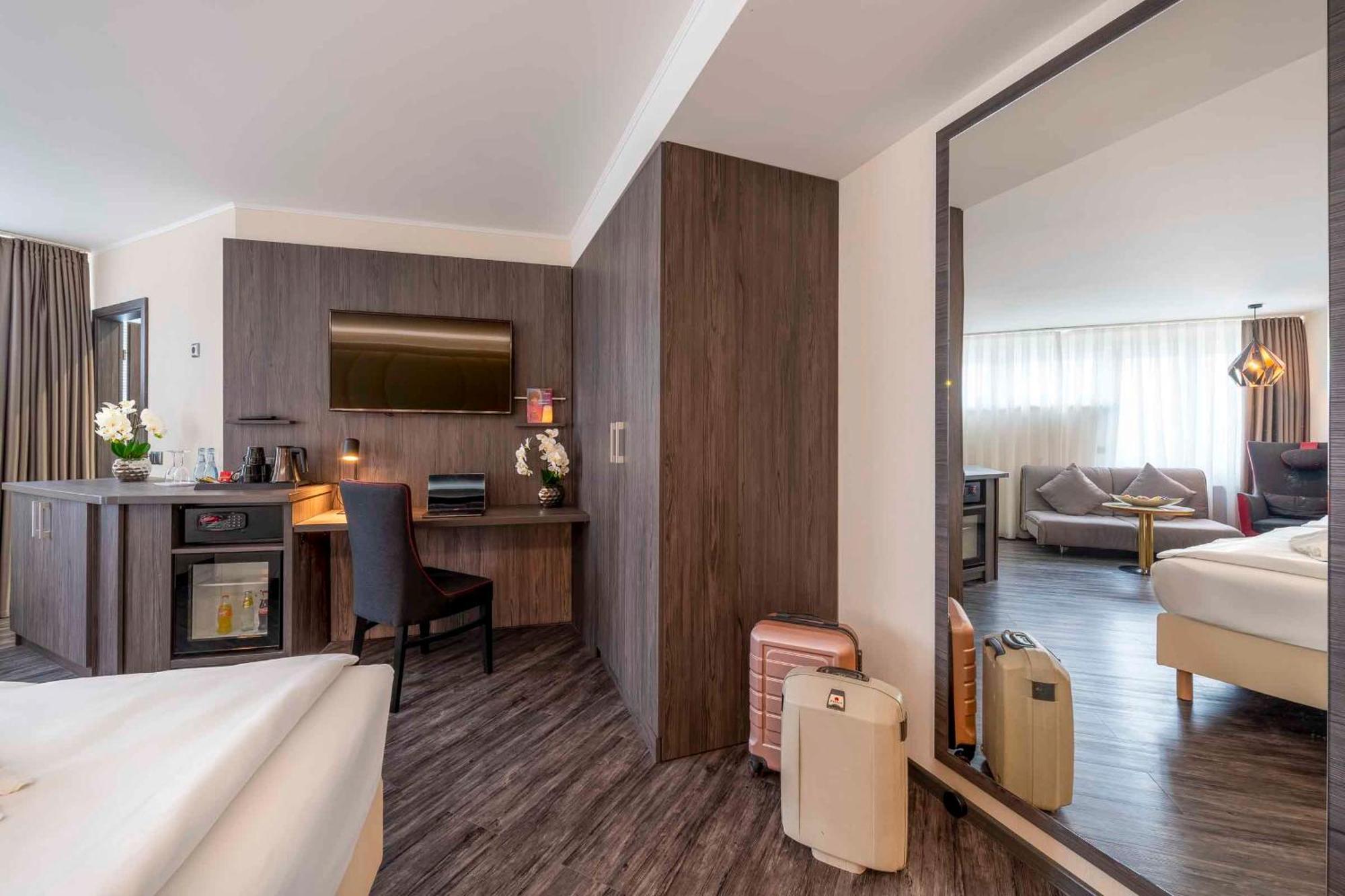 Plaza Inn Blankenburg Ditzingen, Sure Hotel Collection エクステリア 写真
