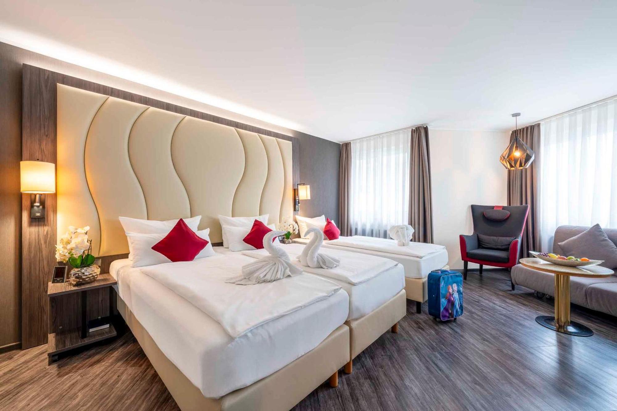 Plaza Inn Blankenburg Ditzingen, Sure Hotel Collection エクステリア 写真