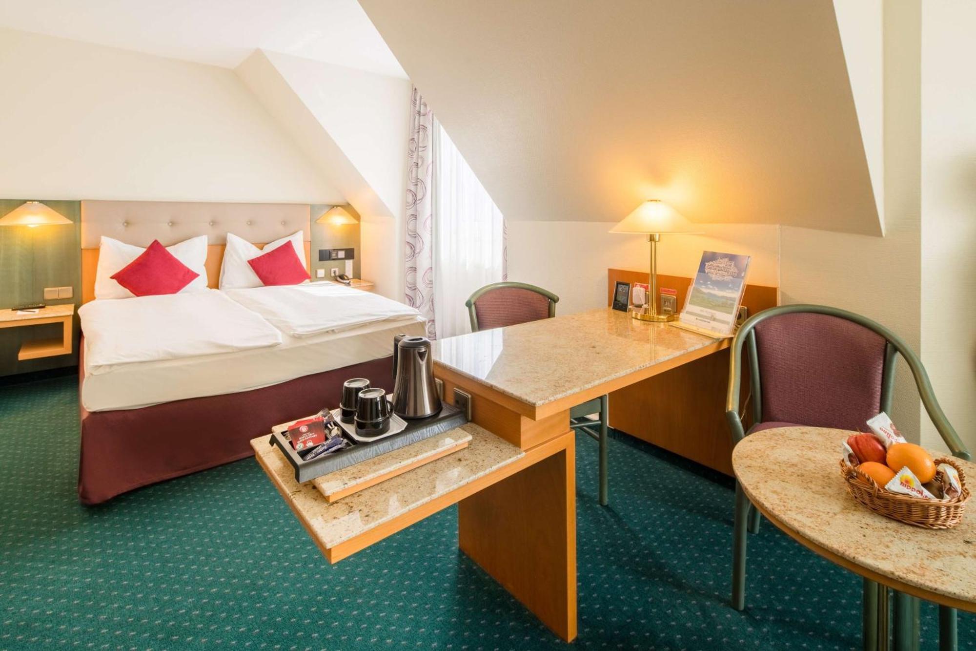 Plaza Inn Blankenburg Ditzingen, Sure Hotel Collection エクステリア 写真